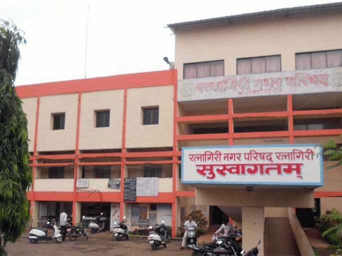 रत्नागिरी नगर परिषदेतील सफाई कामगारांच्या वेतनप्रश्नी हालचाल; पालकमंत्री उदय सामंत यांच्या भूमिकेचे स्वागत